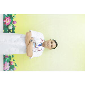 Đội ngũ Y Bác sỹ