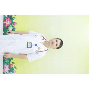 Đội ngũ Y Bác sỹ