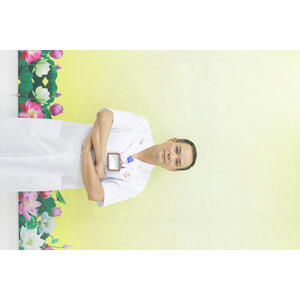 Đội ngũ Y Bác sỹ