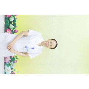 Đội ngũ Y Bác sỹ