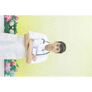 Đội ngũ Y Bác sỹ