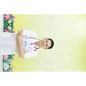 Đội ngũ Y Bác sỹ