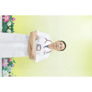 Đội ngũ Y Bác sỹ