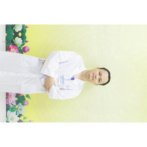 Đội ngũ Y Bác sỹ