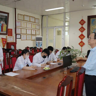 <a href="/tin-tuc-su-kien/tin-tuc-hoat-dong-benh-vien" title="Tin tức Hoạt động bệnh viện" rel="dofollow">TIN TỨC</a>