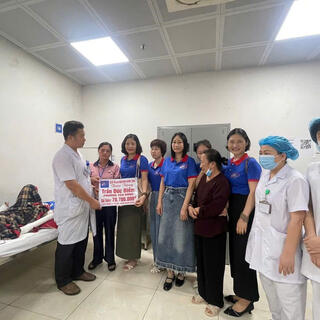 <a href="/hoat-dong-khac/nhan-dao-tu-thien" title="Nhân đạo - Từ thiện" rel="dofollow">NHÂN ĐẠO TỪ THIỆN</a>