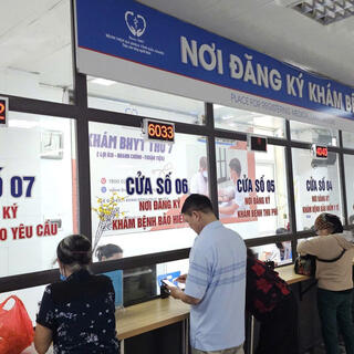 <a href="/kham-chua-benh" title="Khám chữa bệnh" rel="dofollow">KHÁM CHỮA BỆNH</a>